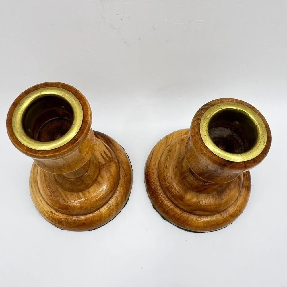 Vtg Pair of Hand-Turned Pecan Wood Candlestick Holders Brass Inserts 4